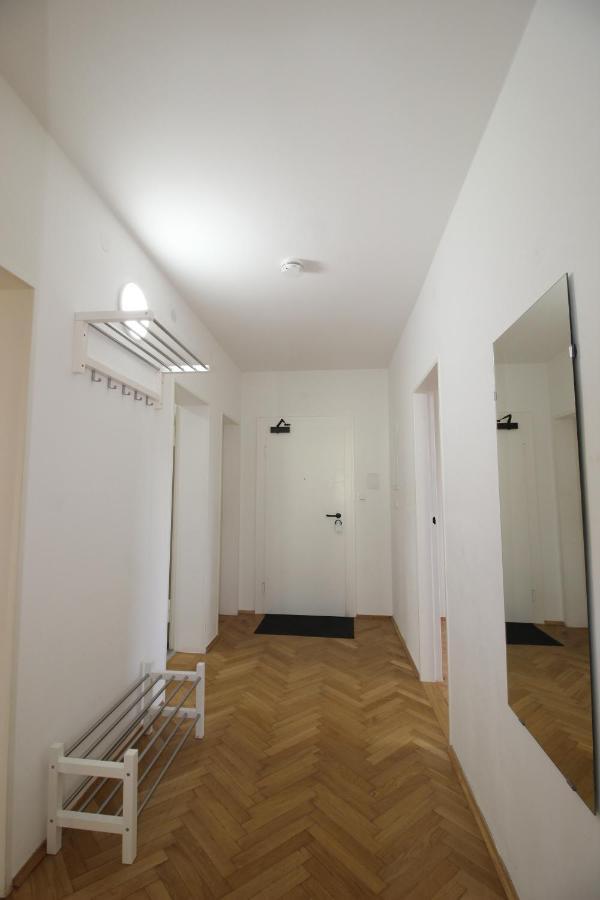 Apartmenthaus - Grosszugige Fur Je 6 Personen Mit Balkon Apartment